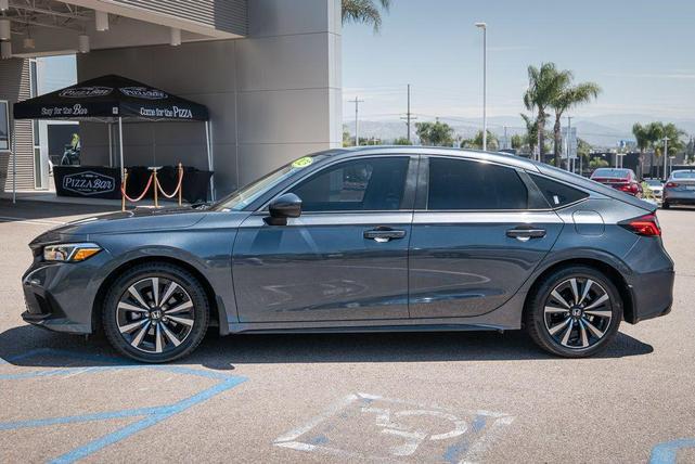 Photo of 2023 Gray Honda Civic
