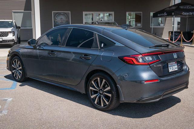 Photo of 2023 Gray Honda Civic