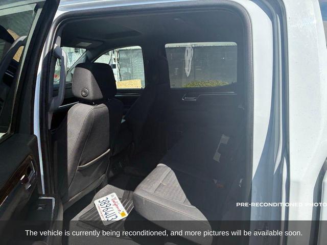 Photo of 2023 Summit White GMC Sierra 1500