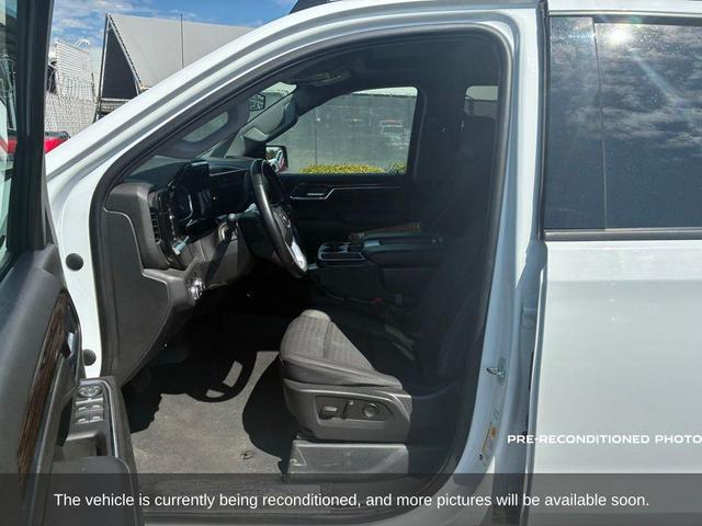 Photo of 2023 Summit White GMC Sierra 1500
