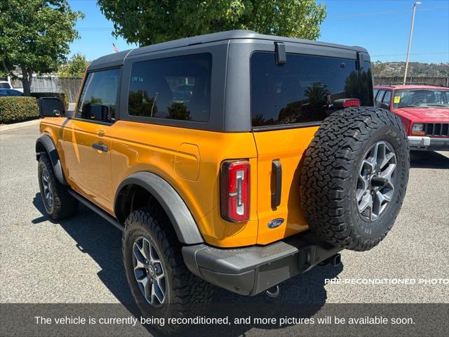 Photo of 2022 Orange Metallic Ford Bronco