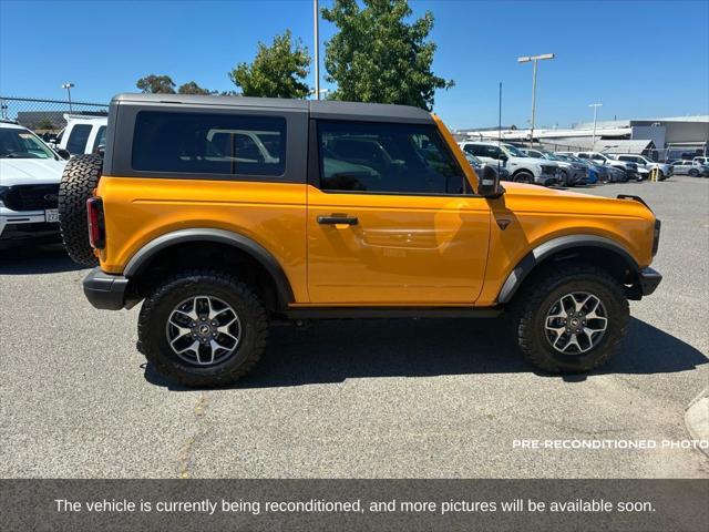 Photo of 2022 Orange Metallic Ford Bronco
