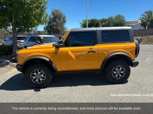 Photo of 2022 Orange Metallic Ford Bronco