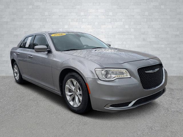 2016 Chrysler 300