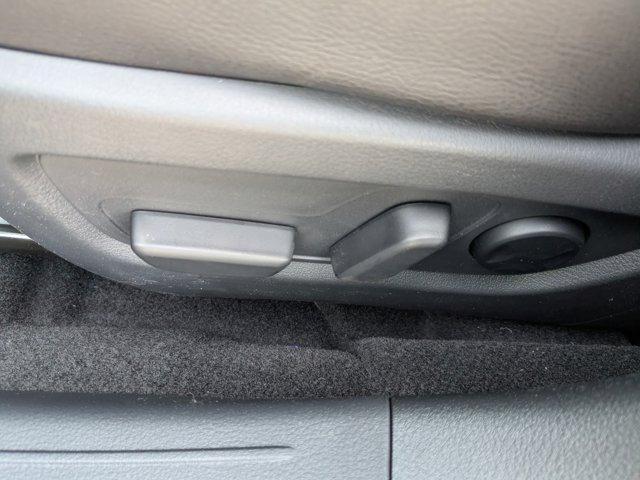 Photo of 2025 Platinum Quartz Metallic Mazda Mazda3