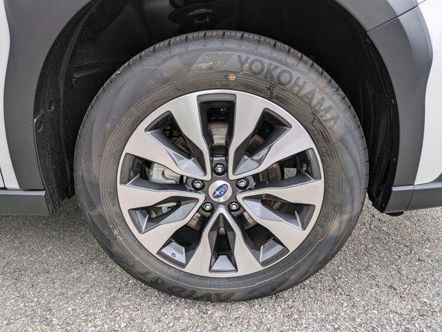 Photo of 2025 Crystal White Pearl Subaru Outback