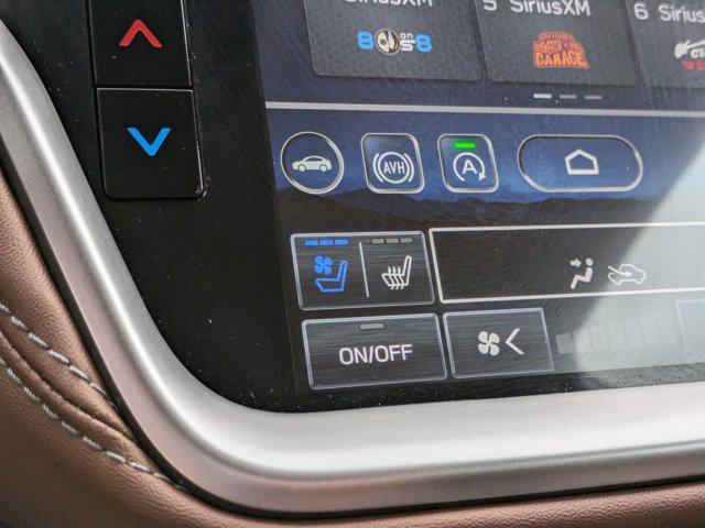 Photo of 2025 Crystal White Pearl Subaru Outback