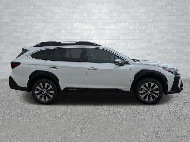 Photo of 2025 Crystal White Pearl Subaru Outback