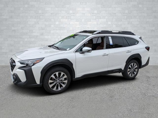 Photo of 2025 Crystal White Pearl Subaru Outback
