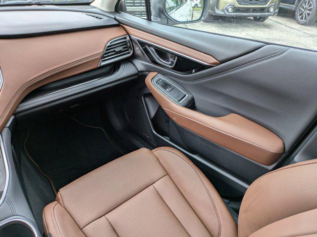 Photo of 2025 Crystal White Pearl Subaru Outback