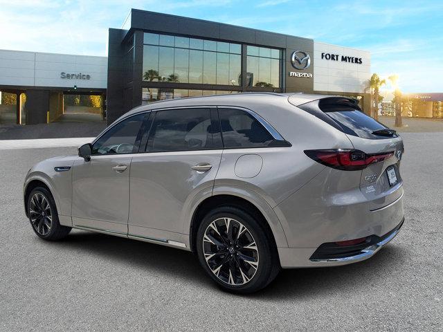 Photo of 2025 Platinum Quartz Mazda CX-90