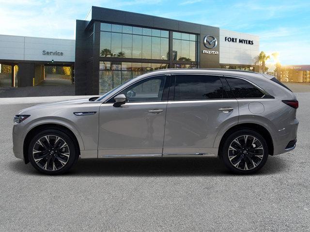 Photo of 2025 Platinum Quartz Mazda CX-90