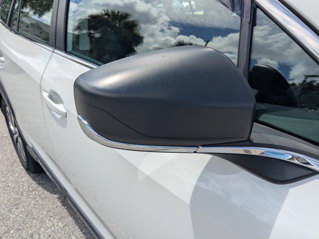 Photo of 2024 Crystal White Pearl Subaru Outback
