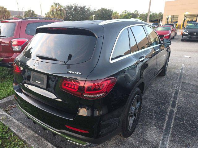 Photo of 2020 Black Mercedes-Benz GLC 300