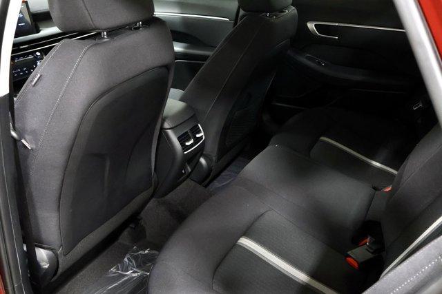 Photo of 2025 Red Hyundai SONATA Hybrid
