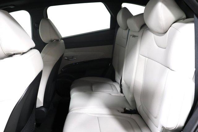 Photo of 2025 Shimmering Silver Hyundai TUCSON