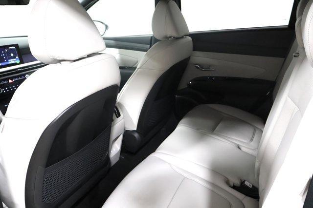 Photo of 2025 Shimmering Silver Hyundai TUCSON
