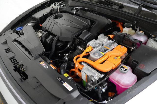 Photo of 2025 Silver Hyundai SONATA Hybrid