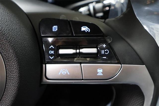 Photo of 2025 Amazon Gray Hyundai ELANTRA HEV