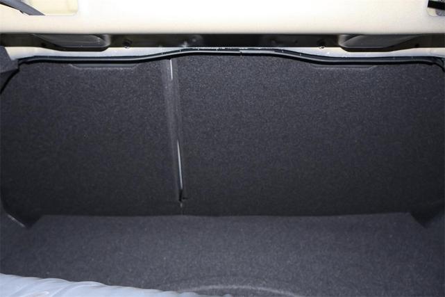 Photo of 2025 Amazon Gray Hyundai ELANTRA HEV