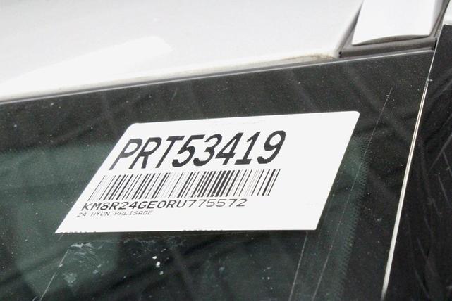 Photo of 2024 Silver Hyundai PALISADE