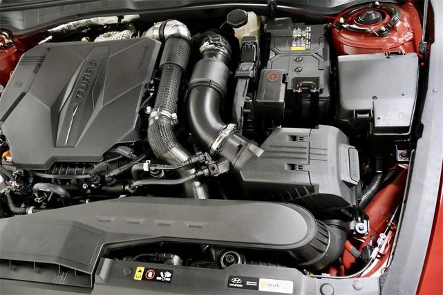 Photo of 2025 Red Hyundai SONATA