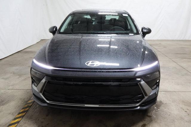 Photo of 2025 Portofino Gray Hyundai SONATA