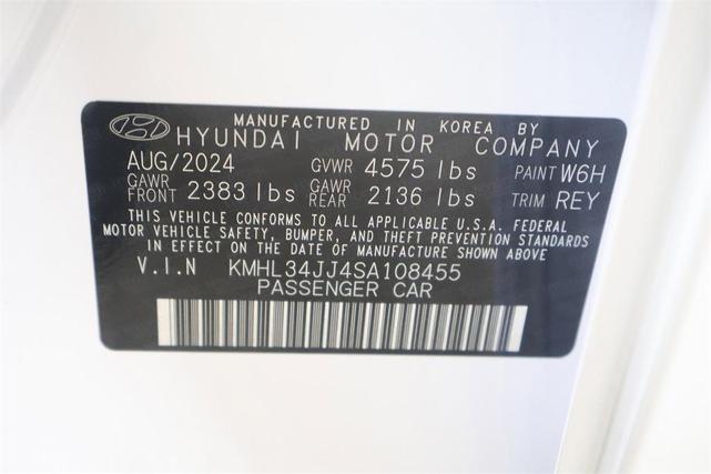Photo of 2025 White Hyundai SONATA Hybrid