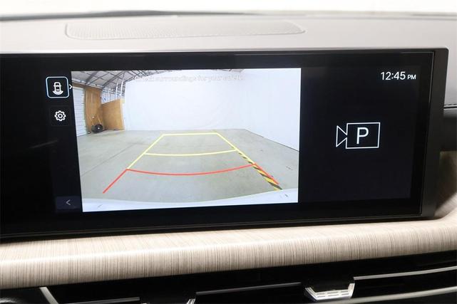 Photo of 2025 White Hyundai SONATA Hybrid
