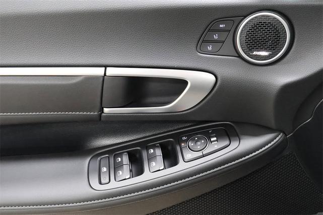 Photo of 2025 Carbon Blue Hyundai SONATA Hybrid