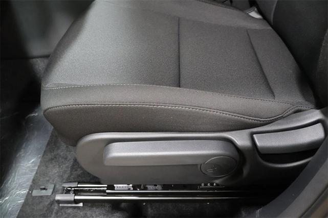 Photo of 2026 Gray Pearl Hyundai KONA