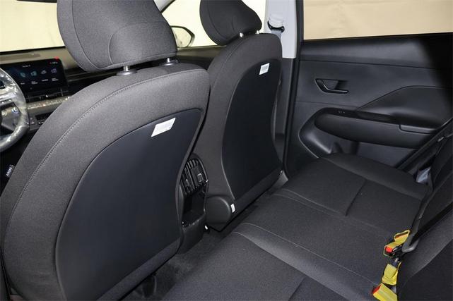 Photo of 2026 Gray Pearl Hyundai KONA