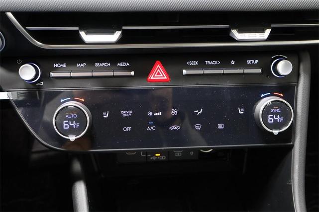 Photo of 2025 Black Hyundai SONATA Hybrid
