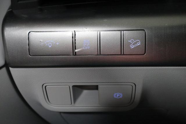 Photo of 2026 Orange Pearl Hyundai KONA