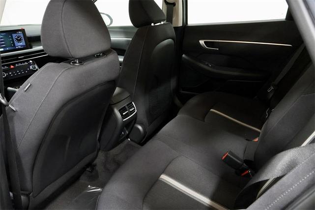 Photo of 2025 Blue Hyundai SONATA Hybrid