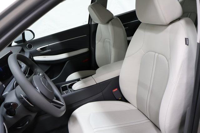 Photo of 2025 Silver Hyundai SONATA
