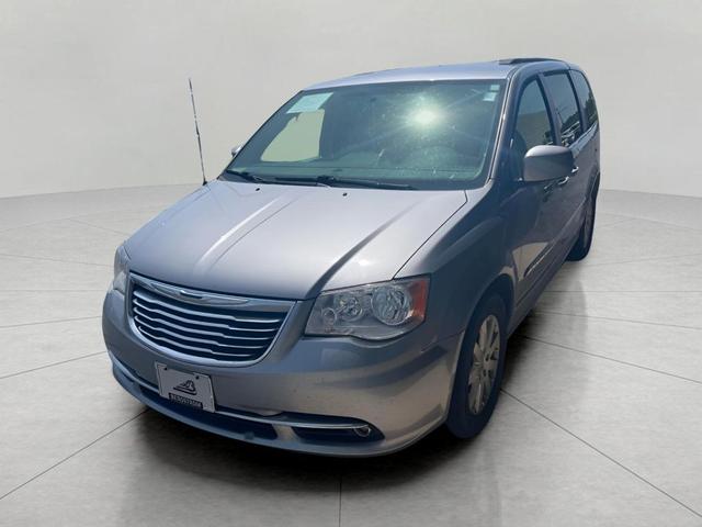 Photo of 2016  Chrysler Town & Country