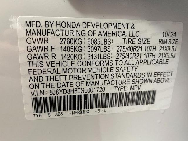 Photo of 2025 Platinum White Pearl Acura MDX