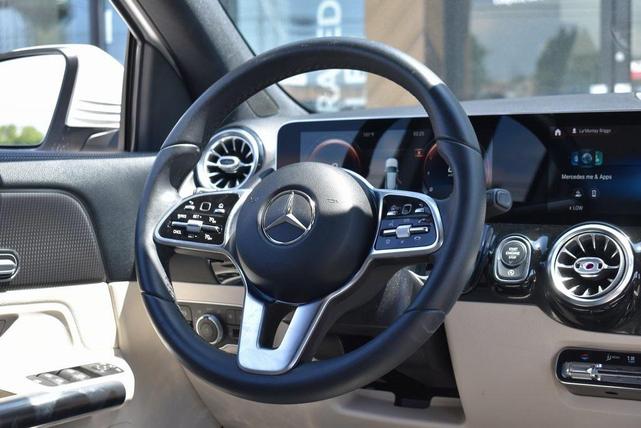 Photo of 2021 White Mercedes-Benz GLA 250
