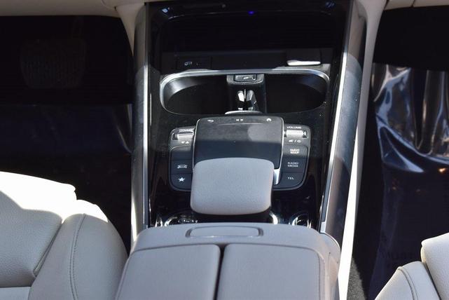 Photo of 2021 White Mercedes-Benz GLA 250