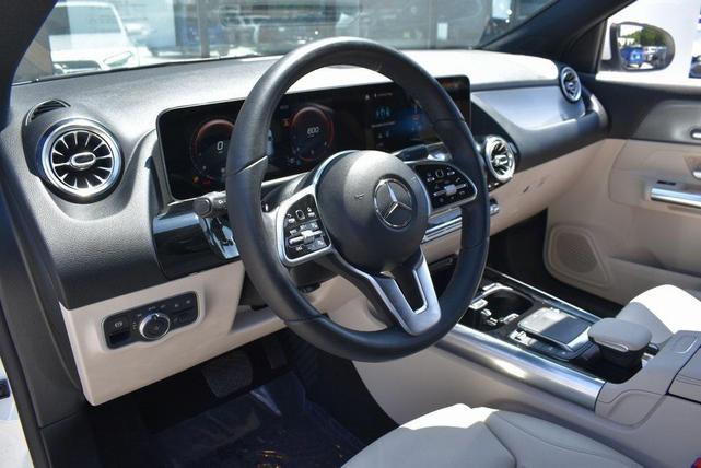 Photo of 2021 White Mercedes-Benz GLA 250