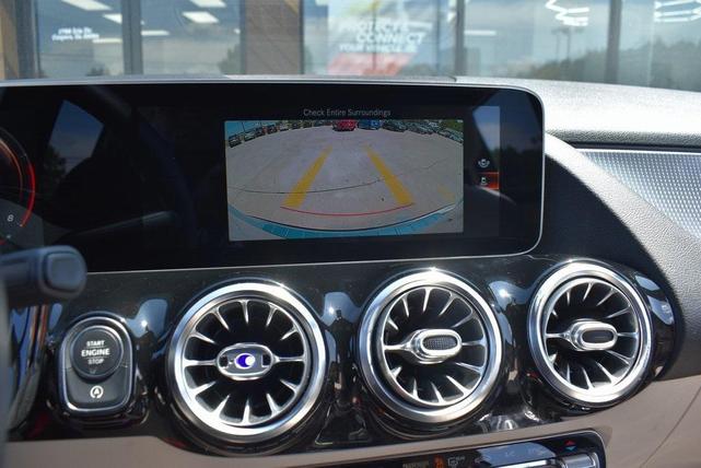 Photo of 2021 White Mercedes-Benz GLA 250