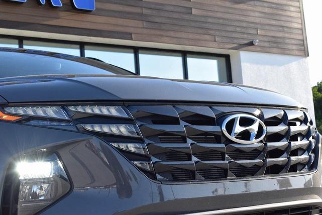 Photo of 2024 Hampton Gray Hyundai TUCSON