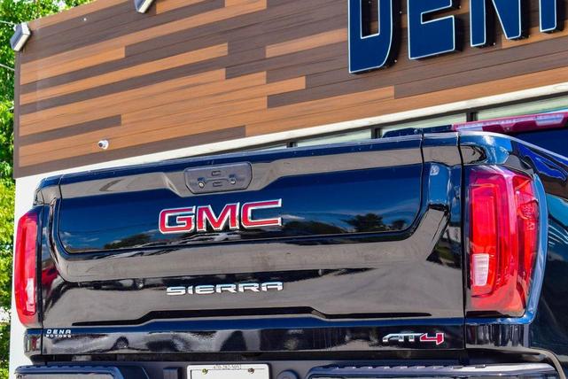 Photo of 2022 Onyx Black GMC Sierra 2500