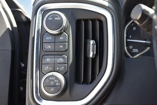 Photo of 2022 Onyx Black GMC Sierra 2500