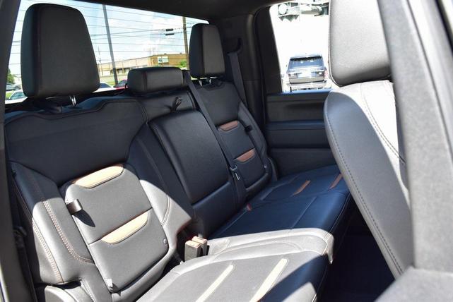 Photo of 2022 Onyx Black GMC Sierra 2500