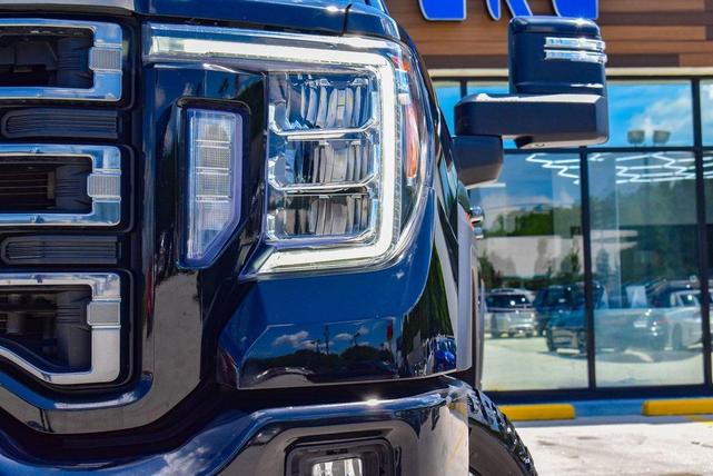 Photo of 2022 Onyx Black GMC Sierra 2500
