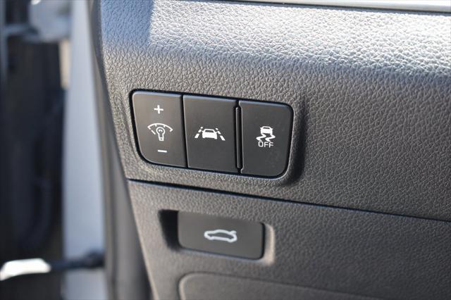 Photo of 2024 Wolf Gray Kia K5