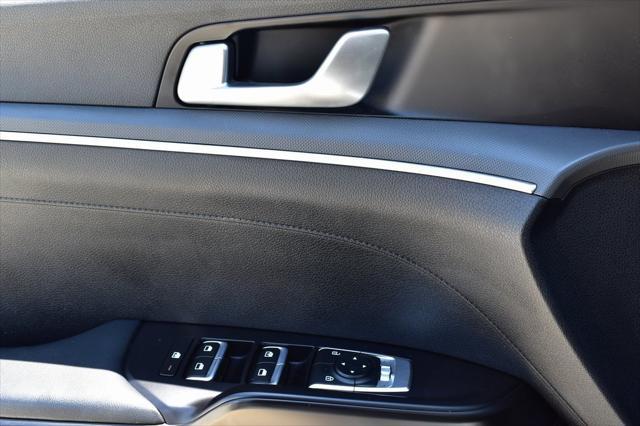 Photo of 2024 Wolf Gray Kia K5