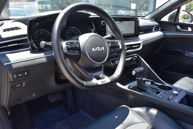 Photo of 2024 Wolf Gray Kia K5